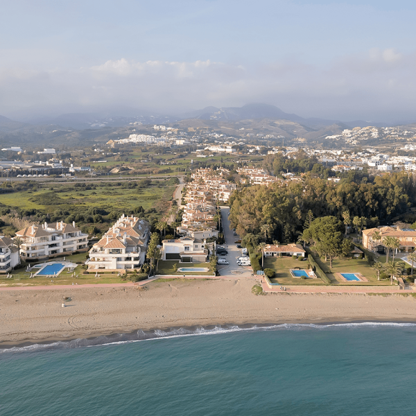 exclusive-duplex-penthouse-for-sale-in-park-beach-estepona (1)